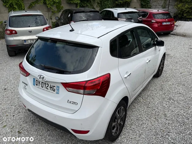 Hyundai ix20 1.6 CRDi blue Trend - 17