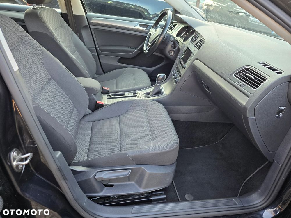 Volkswagen Golf 1.4 TSI BlueMotion Technology DSG Comfortline - 9