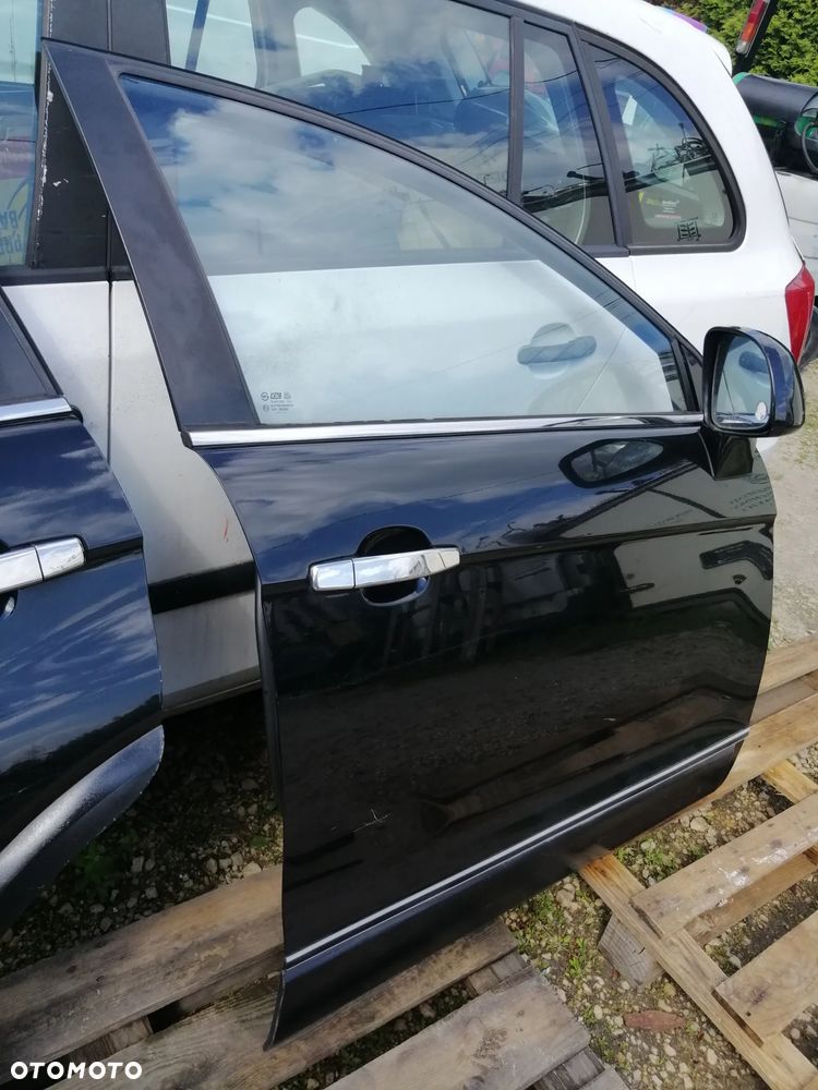 Chevrolet Captiva C100 drzwi kompletne kod lakieru 19U Black Mica bez korozji EU - 12