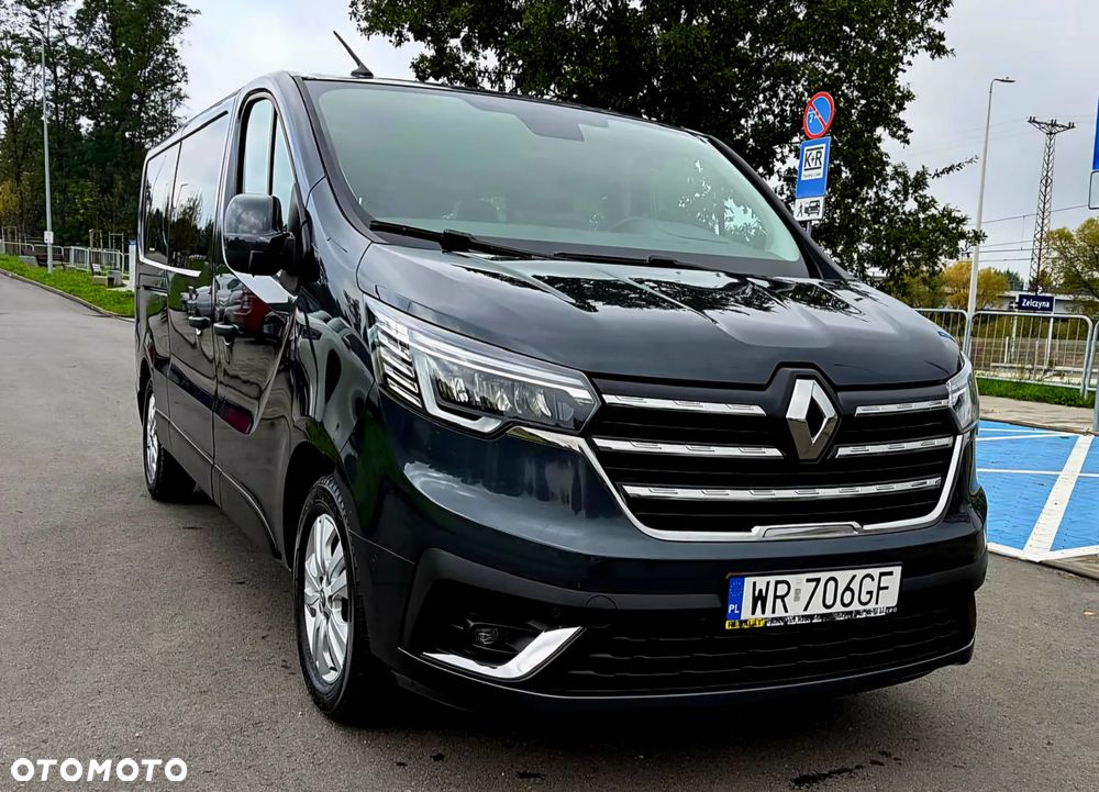 Renault Trafic 2.0 dCi - 10