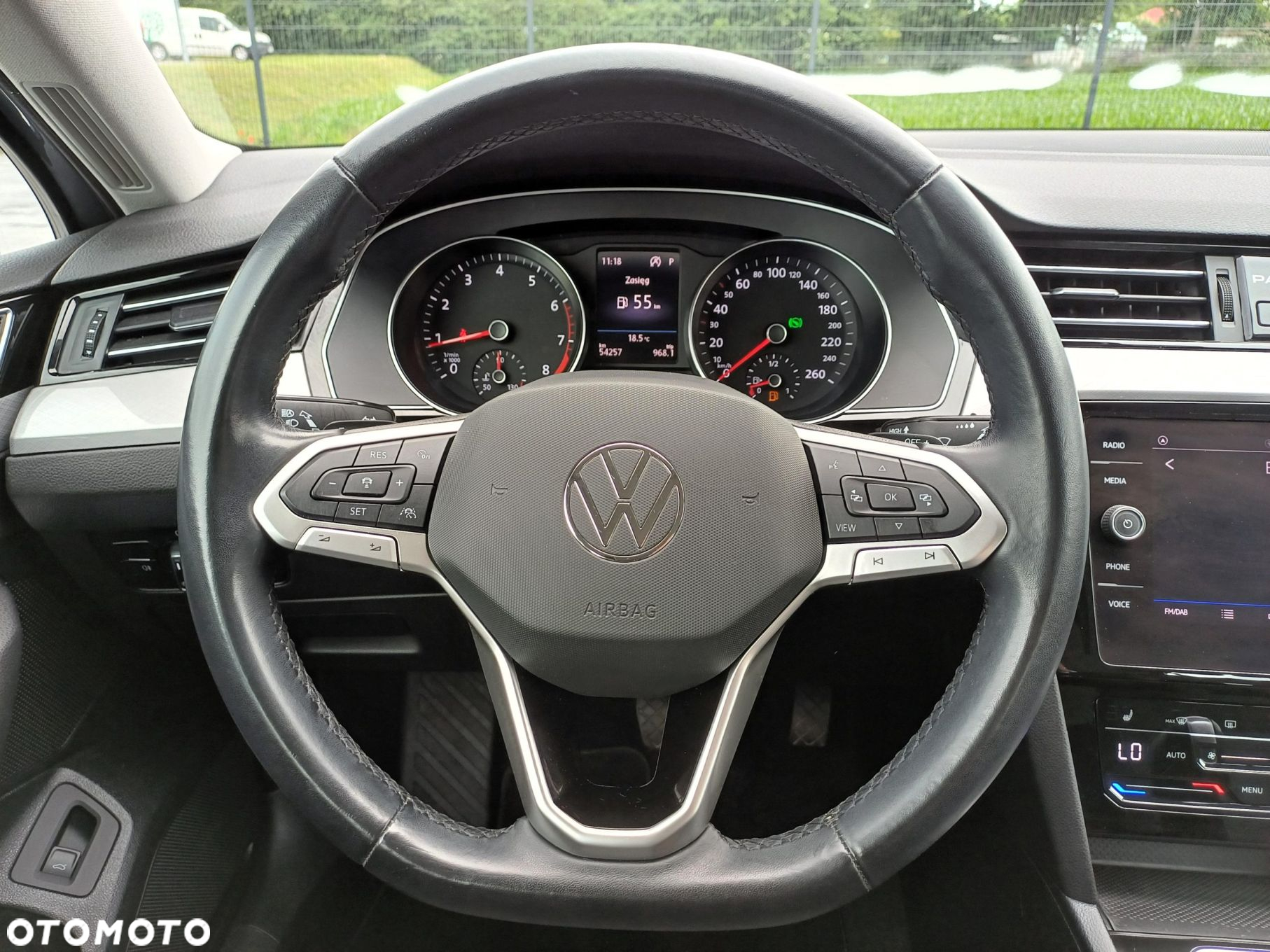 Volkswagen Passat 2.0 TSI Business DSG - 10