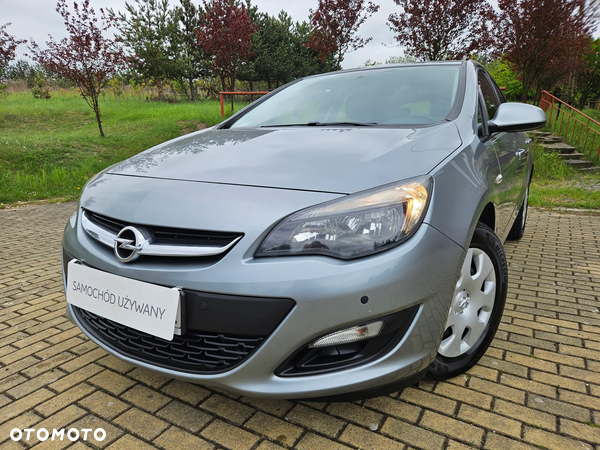 Opel Astra IV 1.6 CDTI Essentia