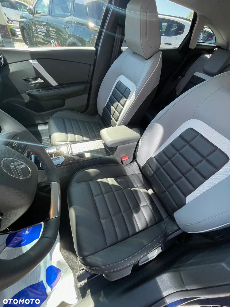 Citroën C4 1.2 mHEV Max eDCT6 - 10