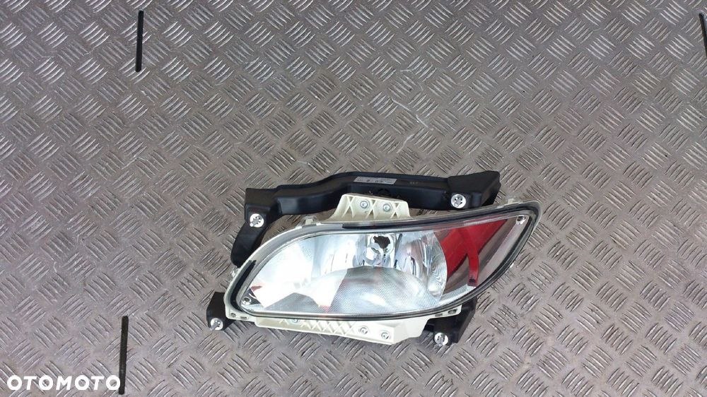 HALOGEN PRZEDNI ZDERZAKA LEWY NOWY DAF XF 106 - 2