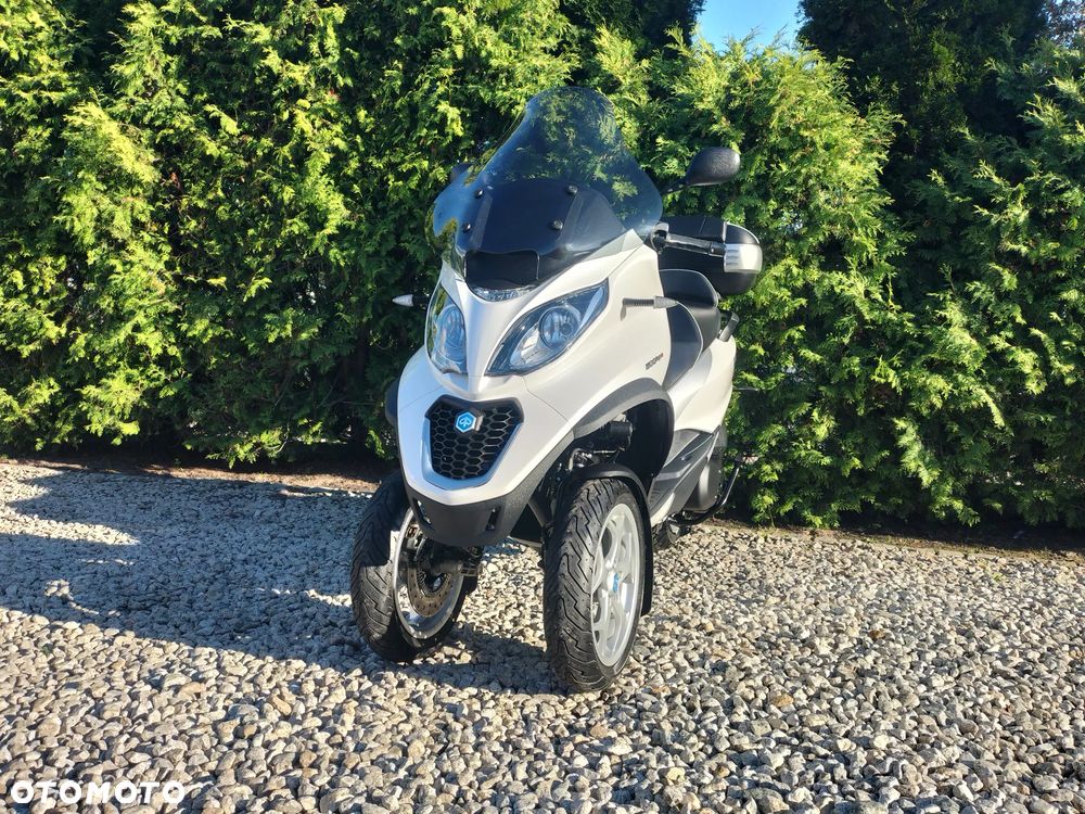 Piaggio MP-3 - 6