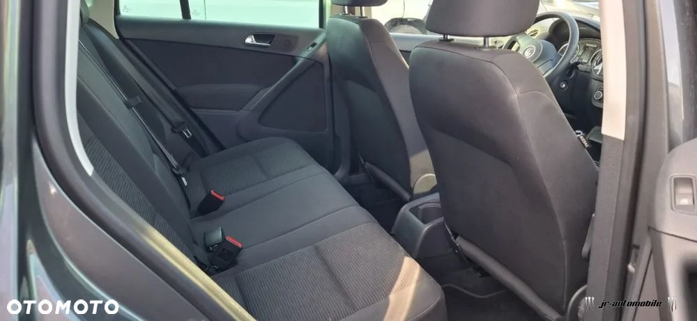 Volkswagen Tiguan - 8