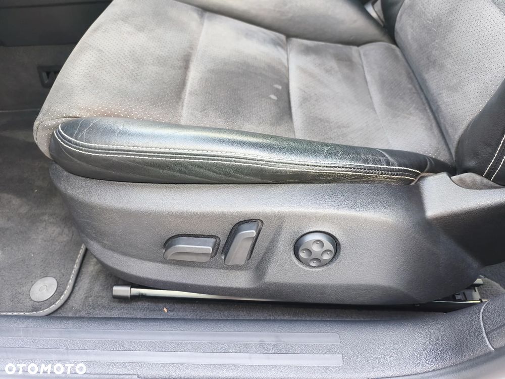 Audi A3 Sportback 2.0 TDI DPF (DSG) S tronic S line Sportpaket plus - 17