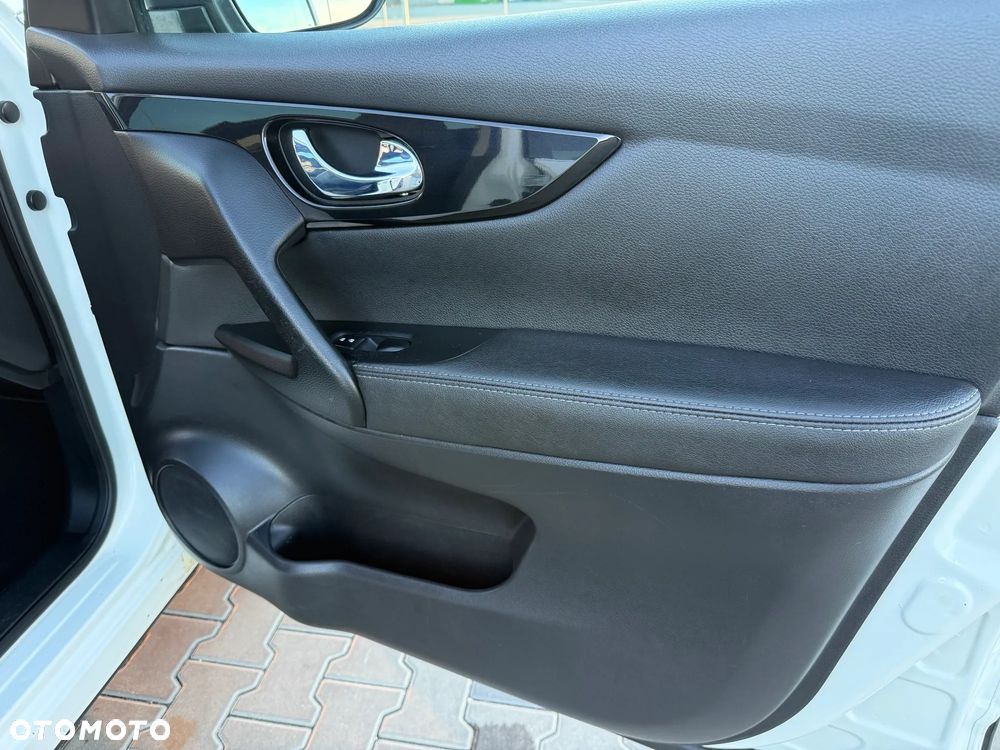 Nissan Qashqai 1.6 DCi Tekna EU6 - 21