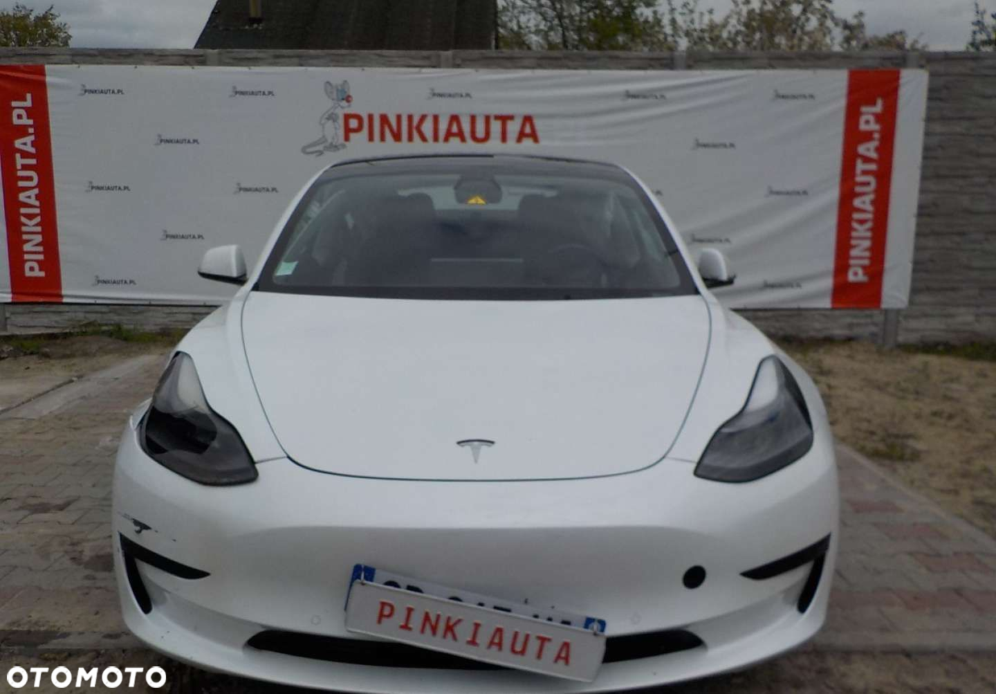 Tesla Model 3 - 4