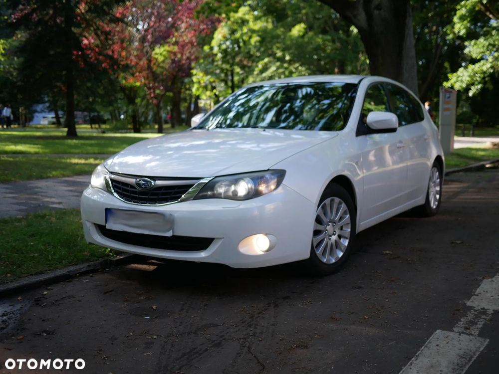 Subaru Impreza 2.0 RS - 12