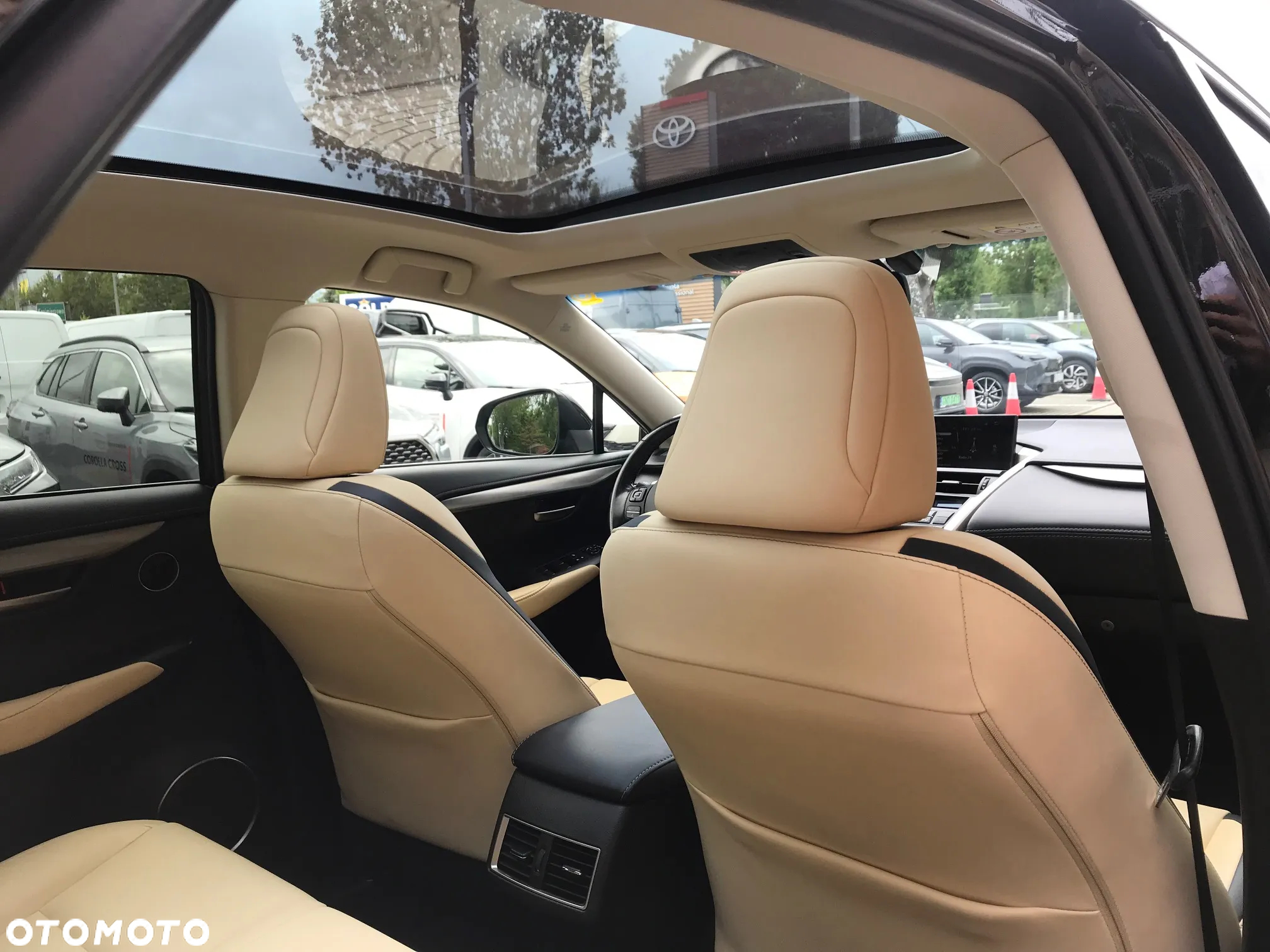 Lexus NX 300h Elegance AWD - 25