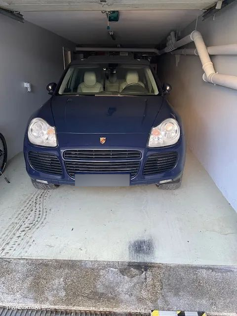 Porsche Cayenne Turbo - 17
