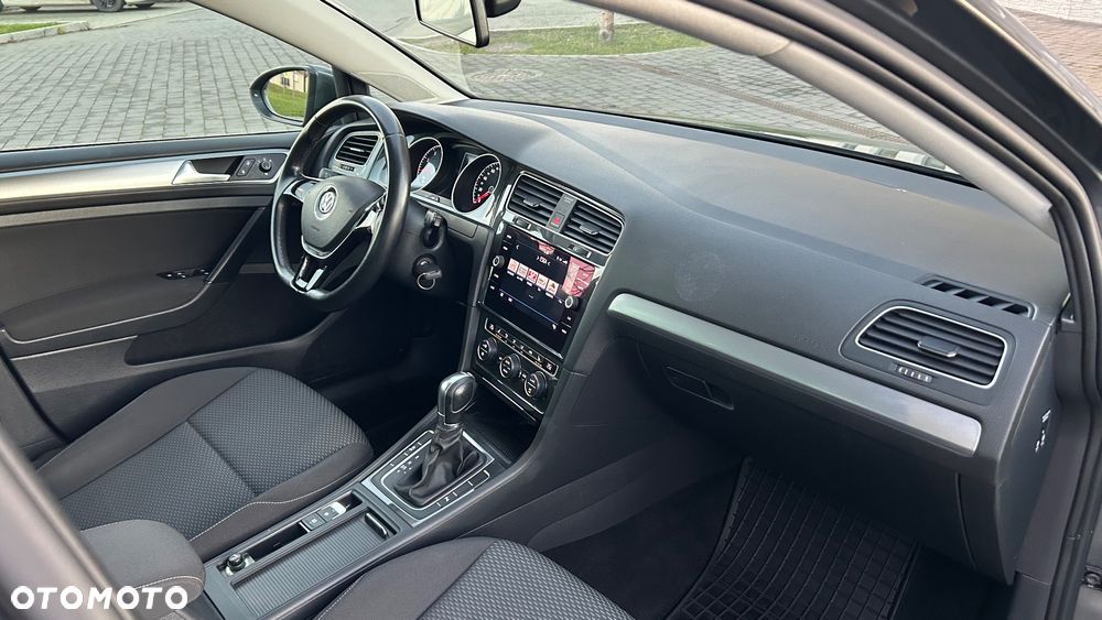 Volkswagen Golf 1.0 TSI (BlueMotion Technology) DSG Comfortline - 34