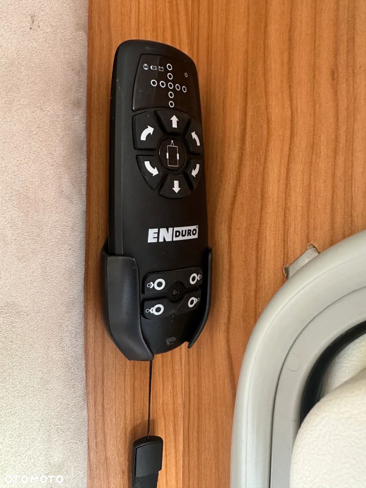 Burstner 460 TS BELCANTO z przedsionkiem Isabella i napędem !!! - 39