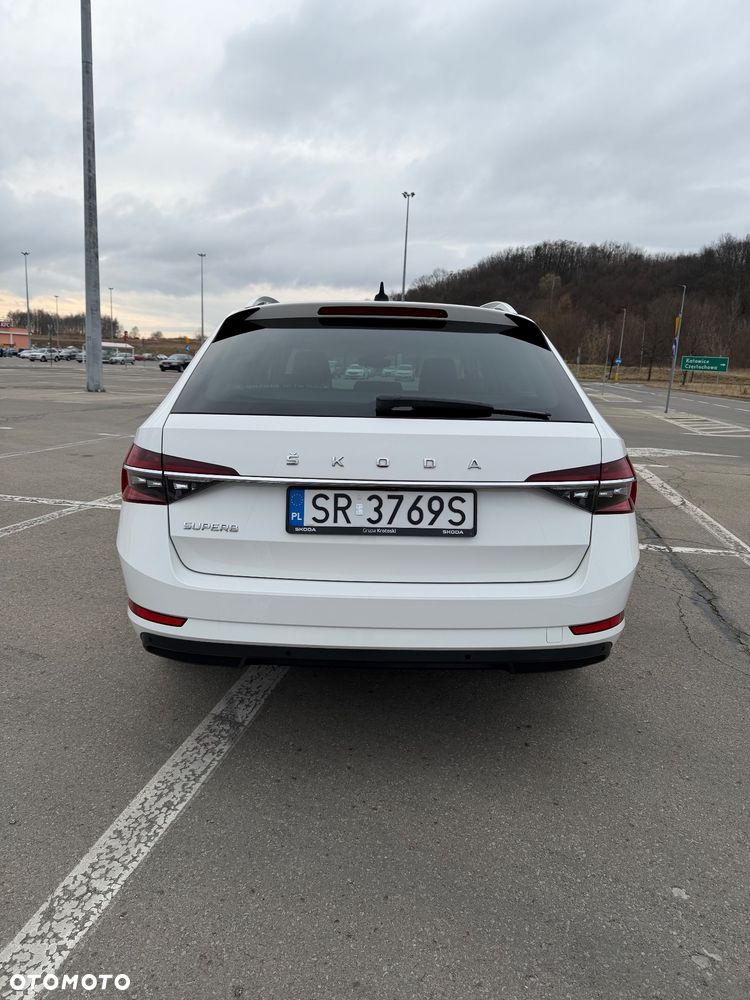 Skoda Superb 2.0 TDI Style DSG - 22