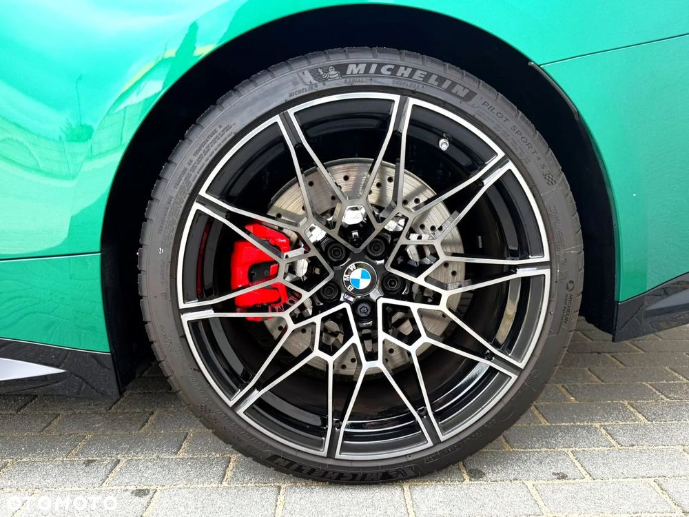 BMW M4 Competition M xDrive - 19