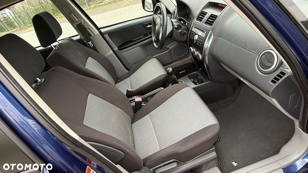 Suzuki SX4 1.6 VVT 4x4 Comfort - 8