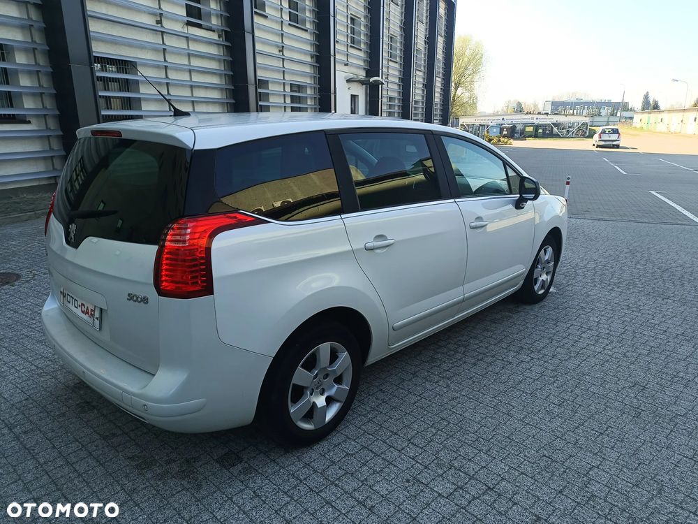 Peugeot 5008 HDI FAP 150 Active - 4