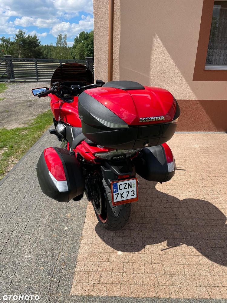 Honda CTX - 18