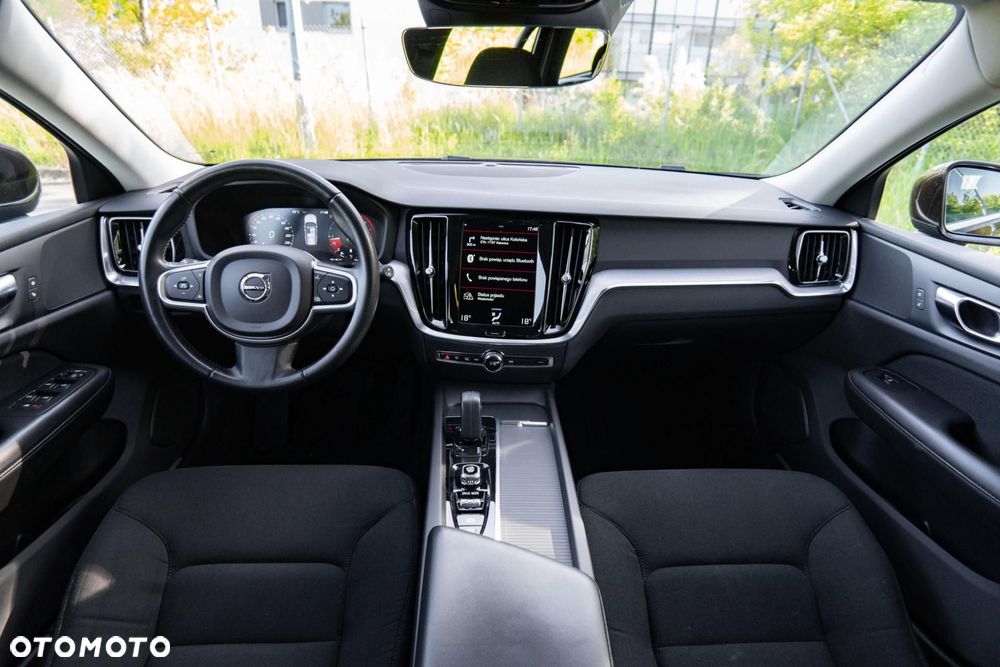 Volvo V60 B4 D Momentum Pro - 11
