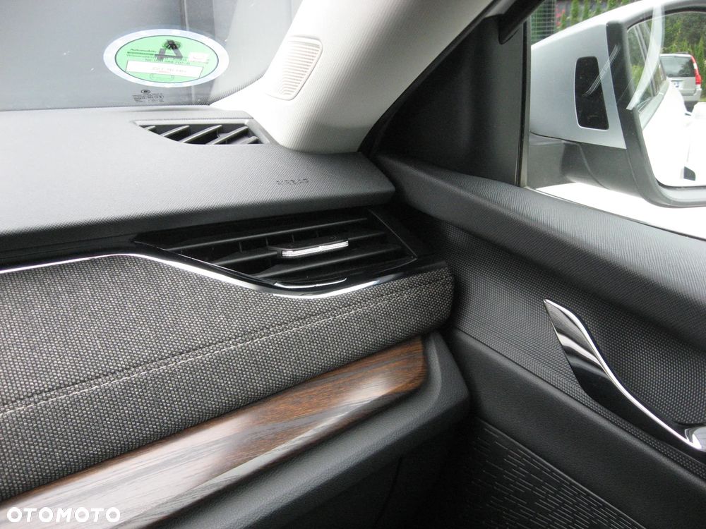 Skoda Octavia 2.0 TDI 4x4 Scout DSG - 19