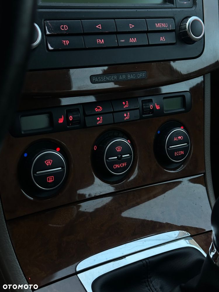 Volkswagen Passat 2.0 TDI Comfortline - 18