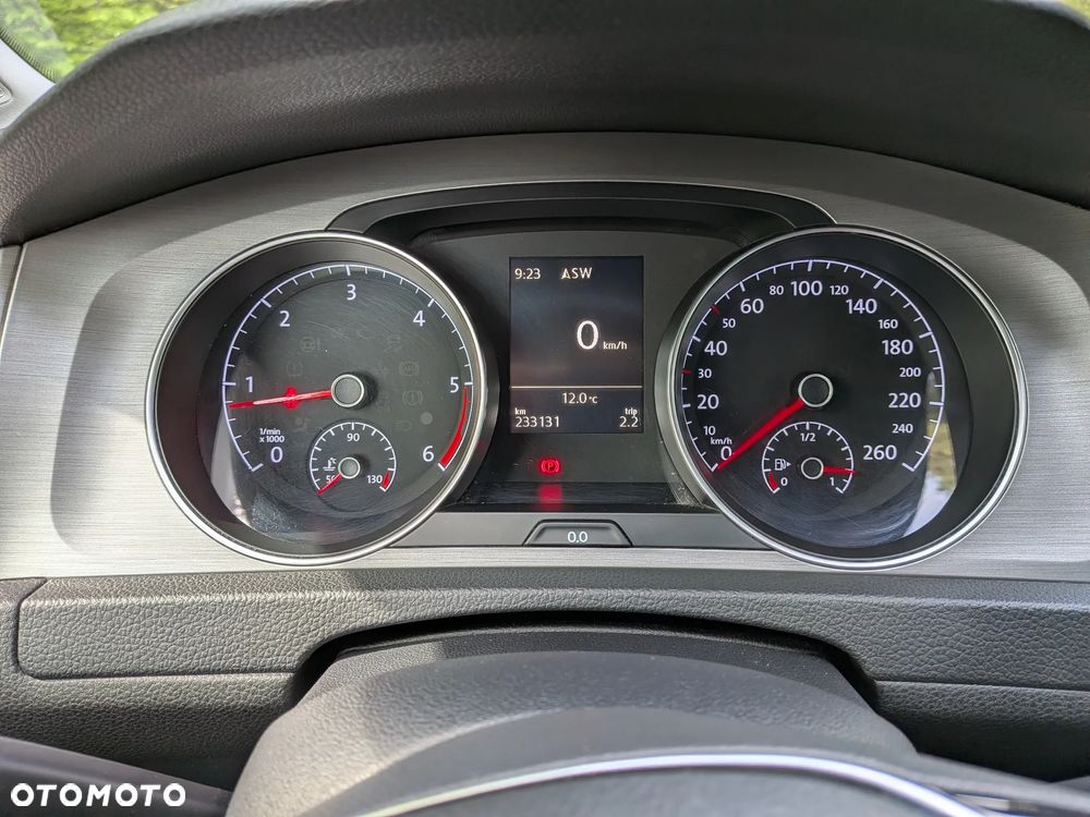 Volkswagen Golf 1.6 TDI BMT Comfortline - 4