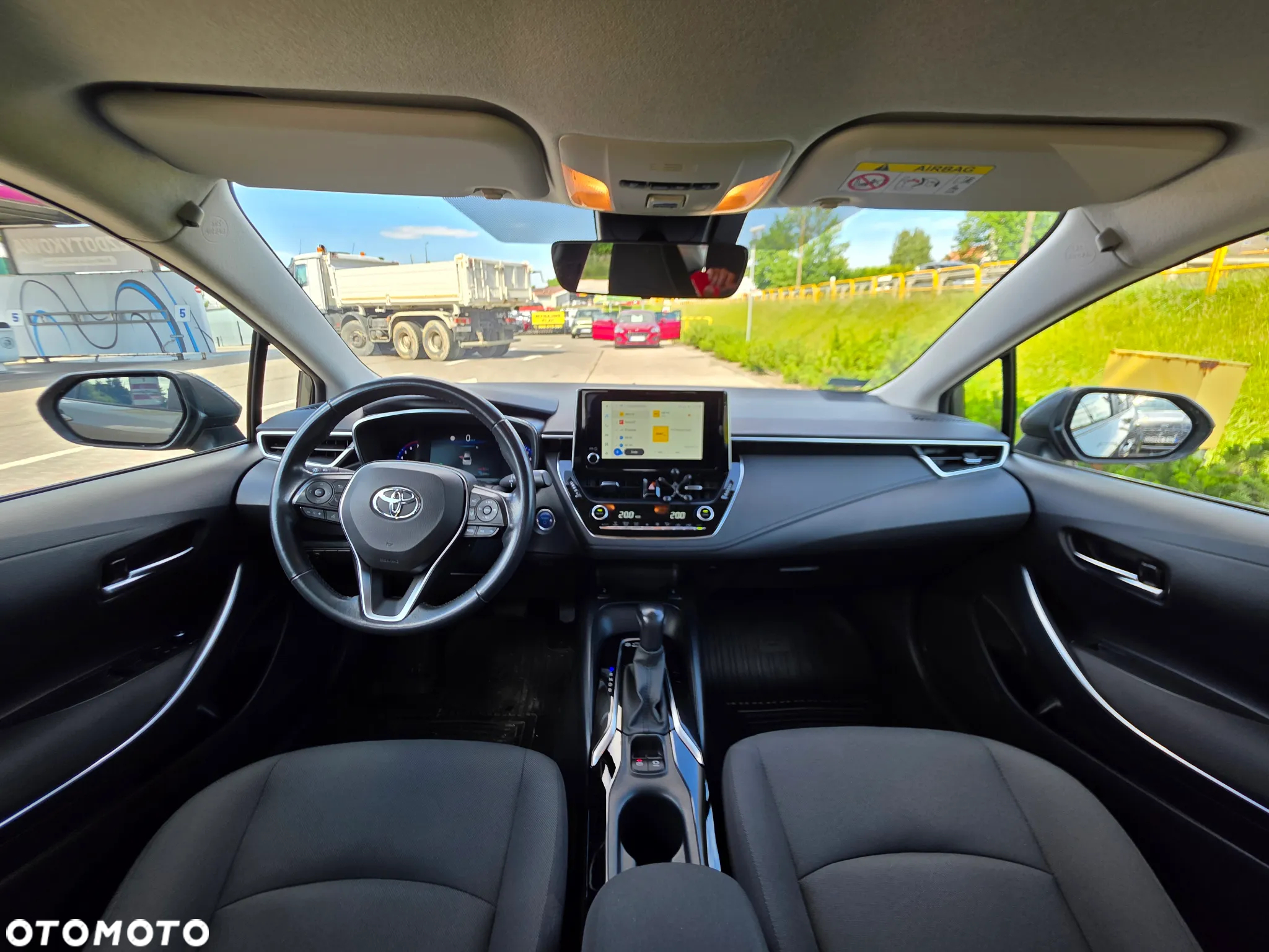 Toyota Corolla - 10