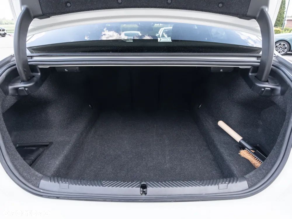 BMW Seria 5 - 13