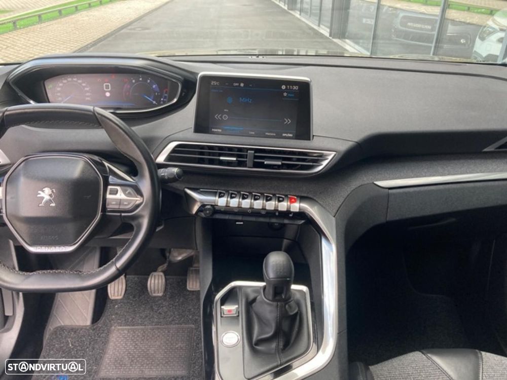 Peugeot 3008 1.2 PureTech Active - 19