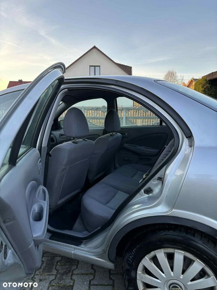 Nissan Almera II 1.5 Visia - 3