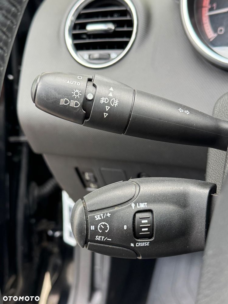 Peugeot 308 1.6 Premium - 17