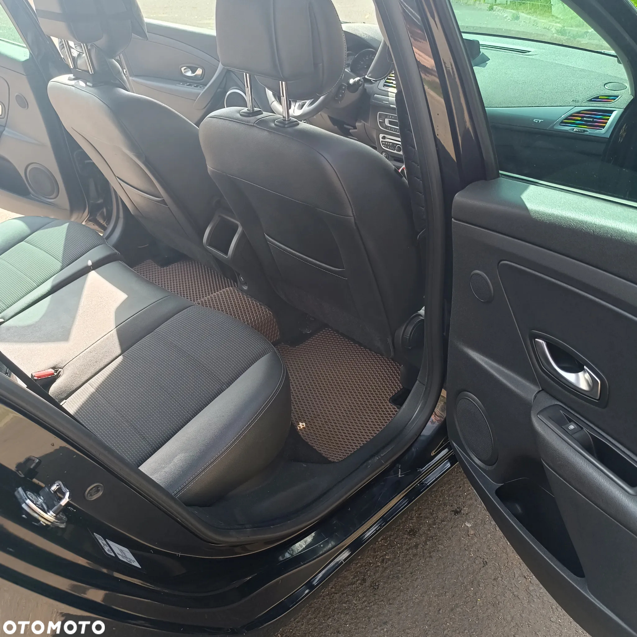 Renault Megane 2.0 dCi 16V Privilege - 13