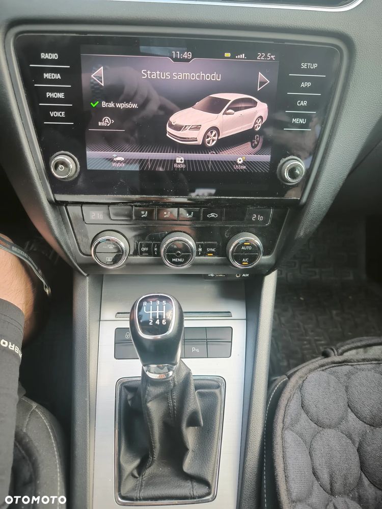 Skoda Octavia 1.4 TSI Ambition - 8