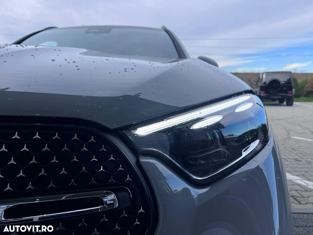 Mercedes-Benz GLC 220 d 4MATIC MHEV - 16