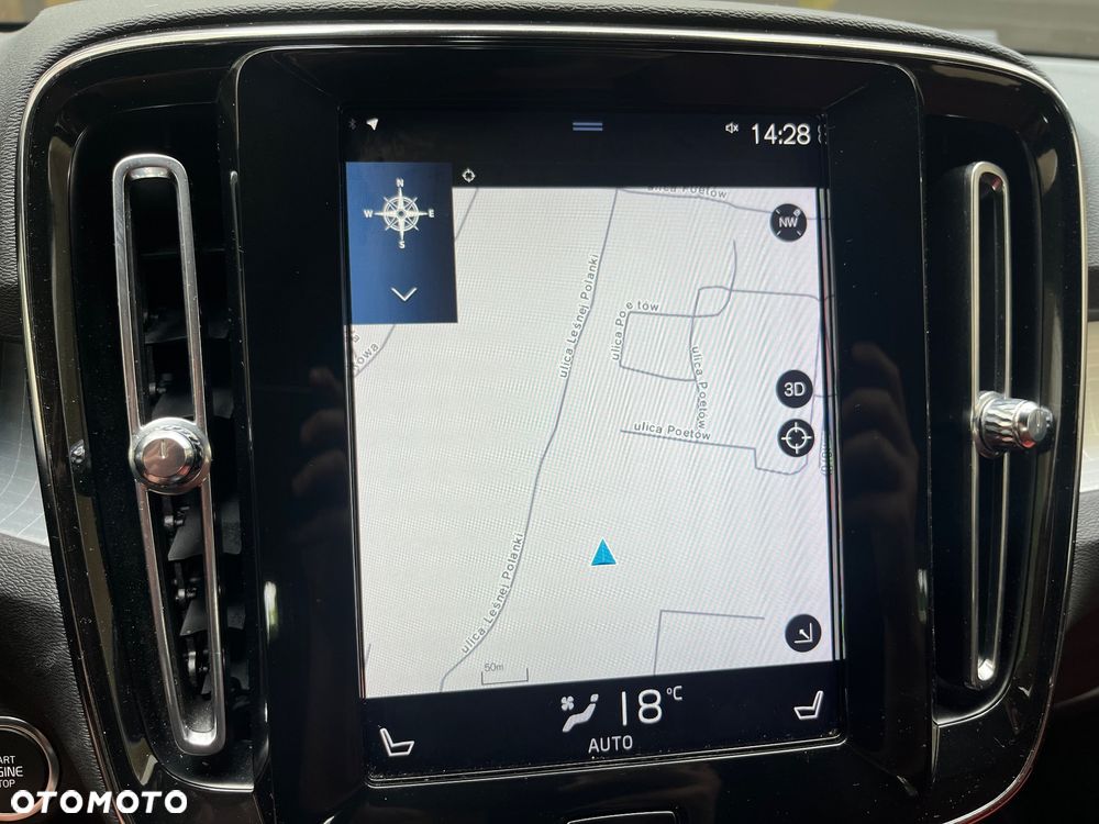 Volvo XC 40 D3 Momentum Pro - 14