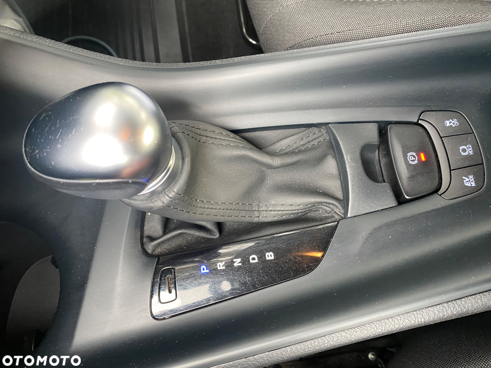 Toyota C-HR 1.8 Hybrid GPF Comfort - 17
