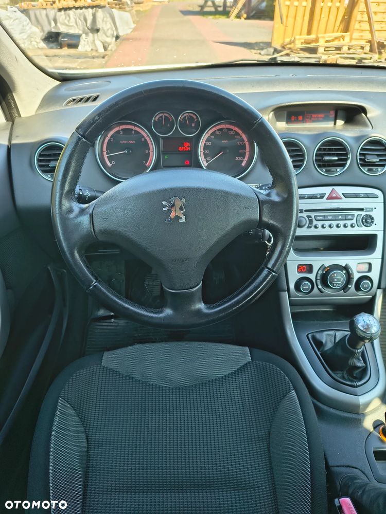 Peugeot 308 1.6 Trendy - 11