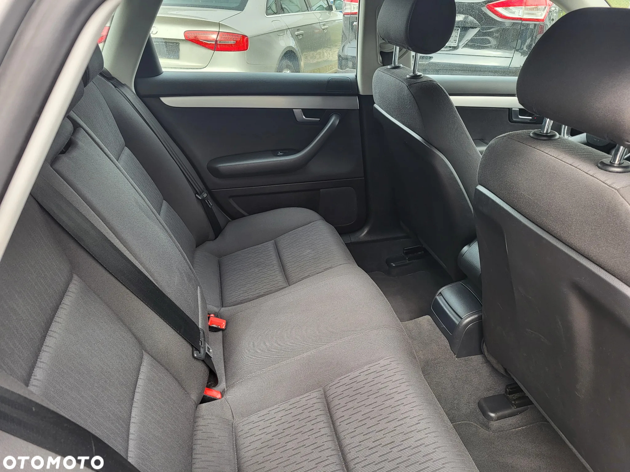 Audi A4 1.6 - 20