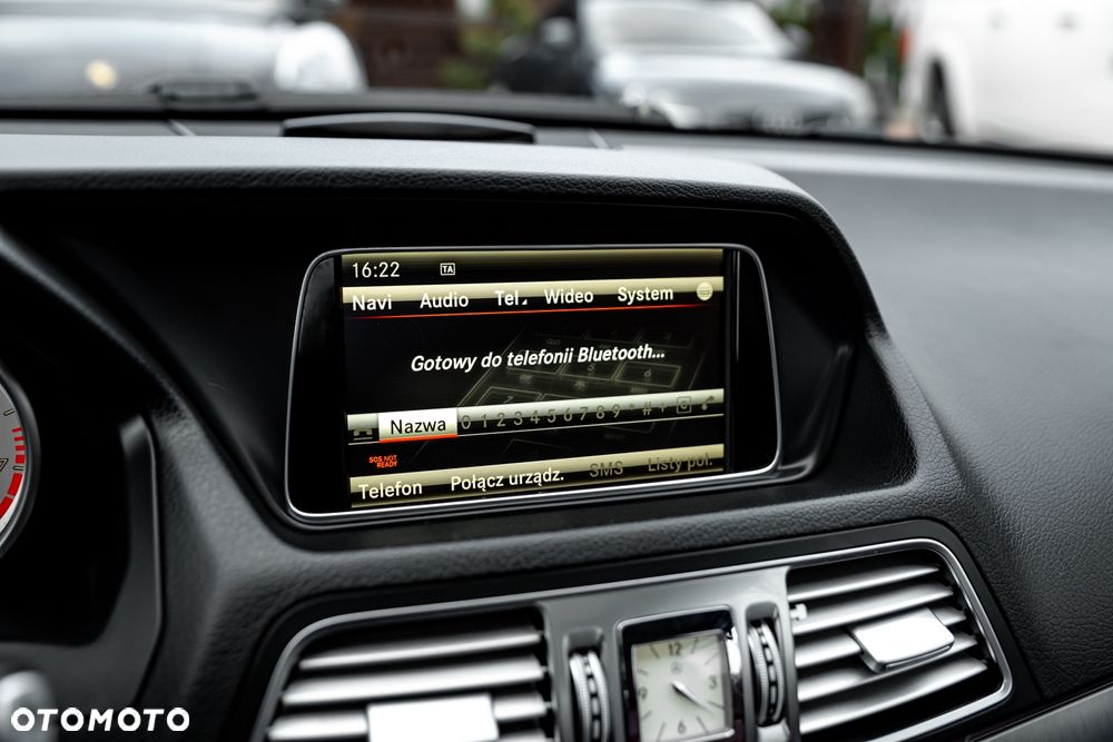 Mercedes-Benz Klasa E 250 7G-TRONIC - 37