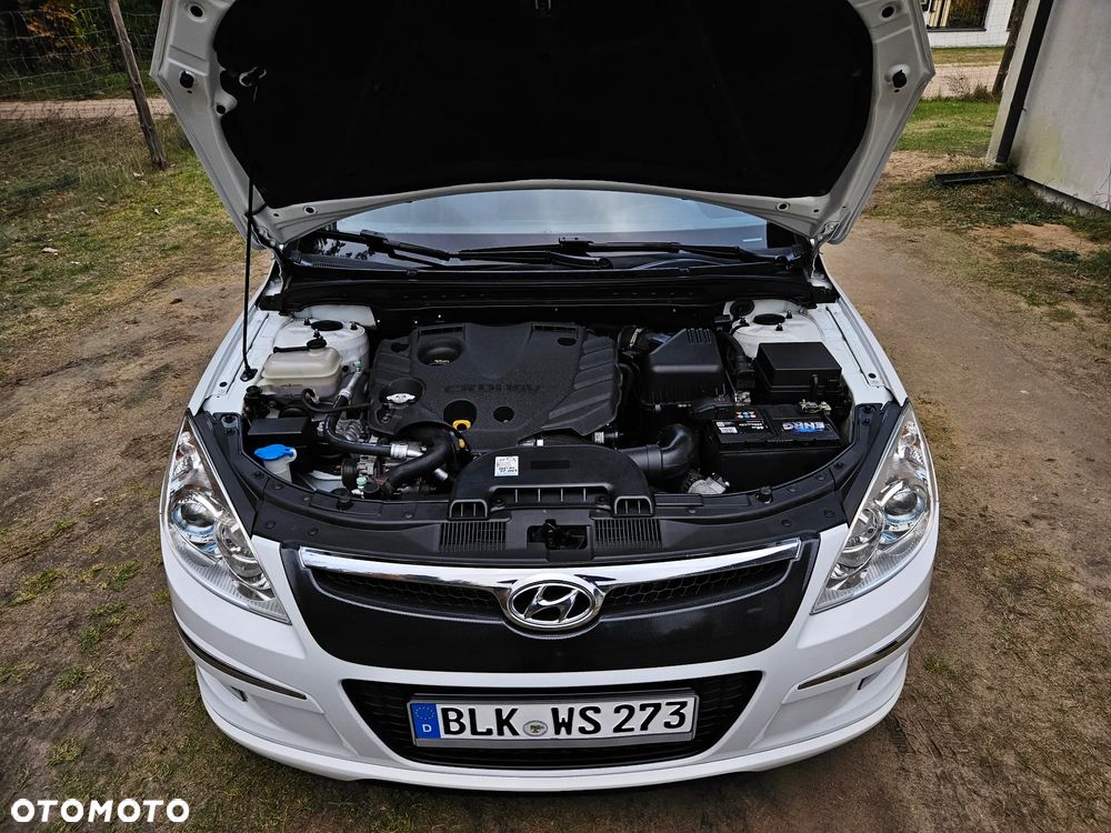 Hyundai i30 i30cw 2.0 CRDi Sport - 27