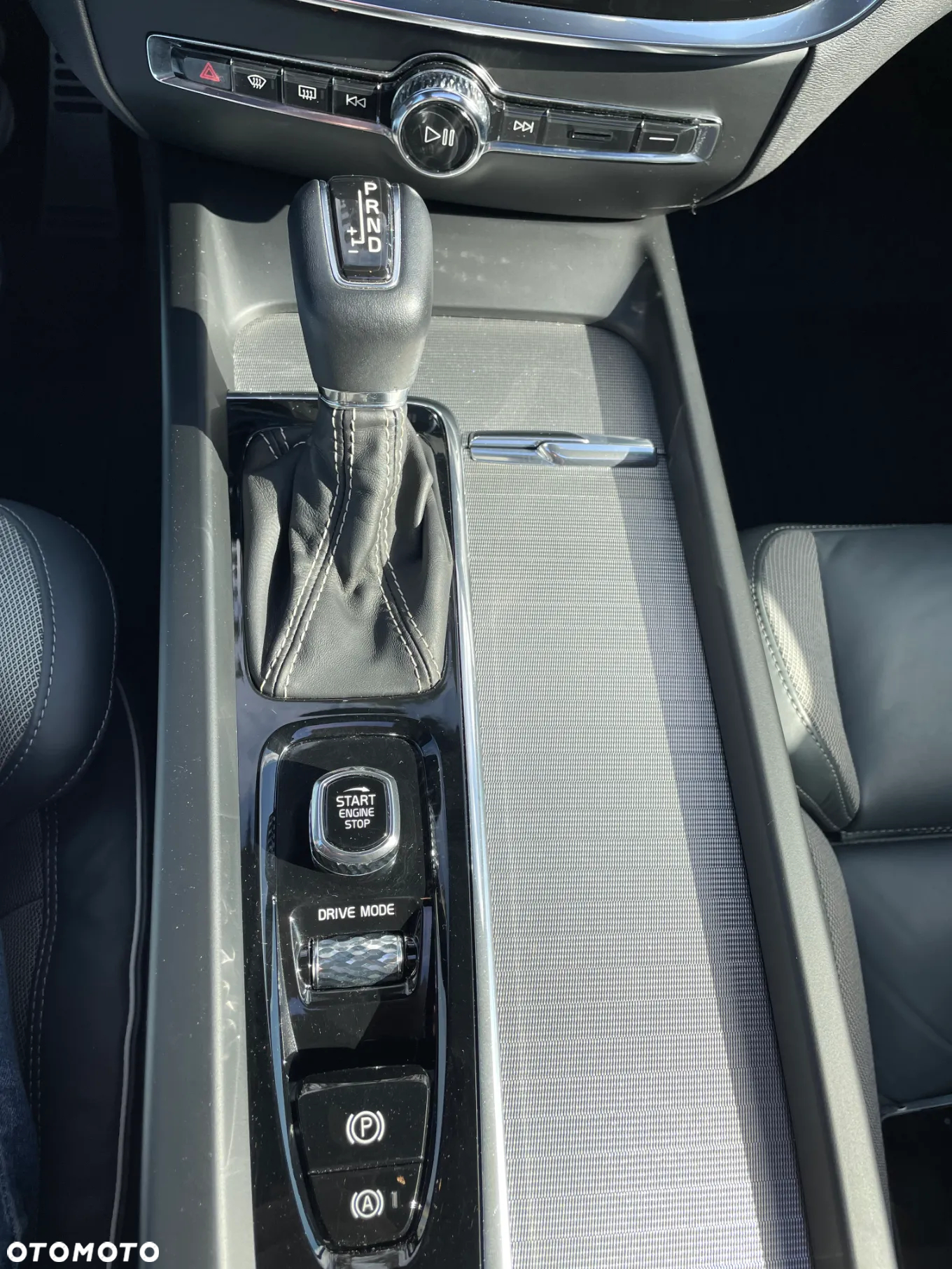 Volvo V60 T5 Geartronic R-Design - 25