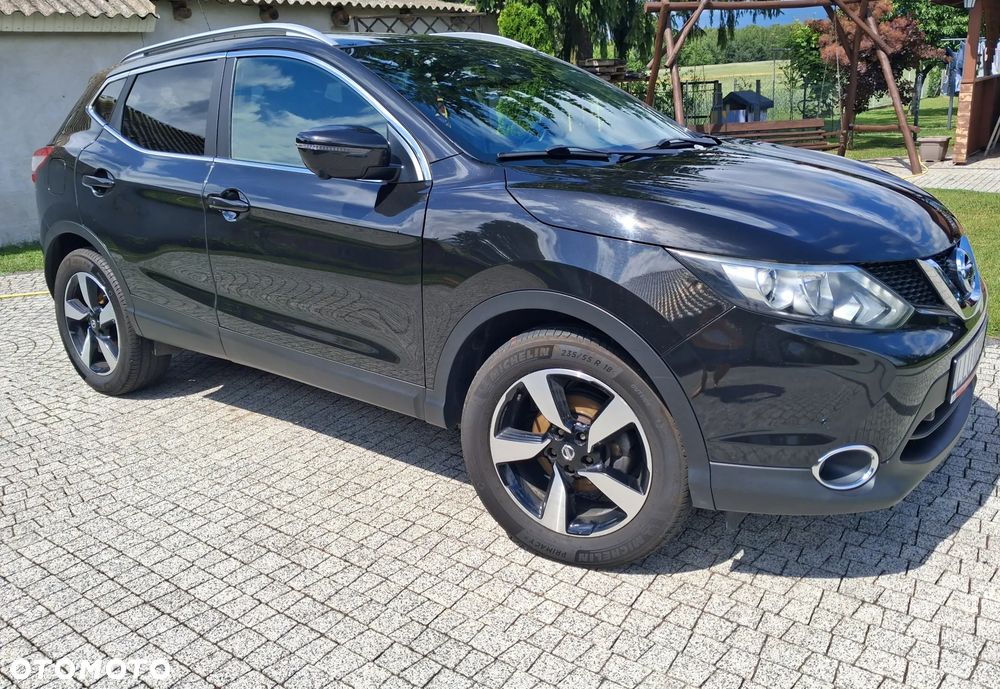 Nissan Qashqai 1.6 DIG-T N-Connecta - 2