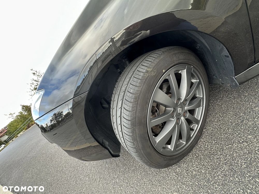 Renault Laguna 2.0 dCi Bose Edition - 12