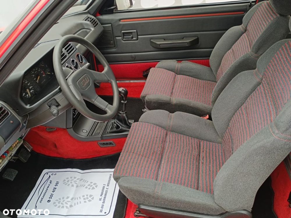 Peugeot 205 - 6
