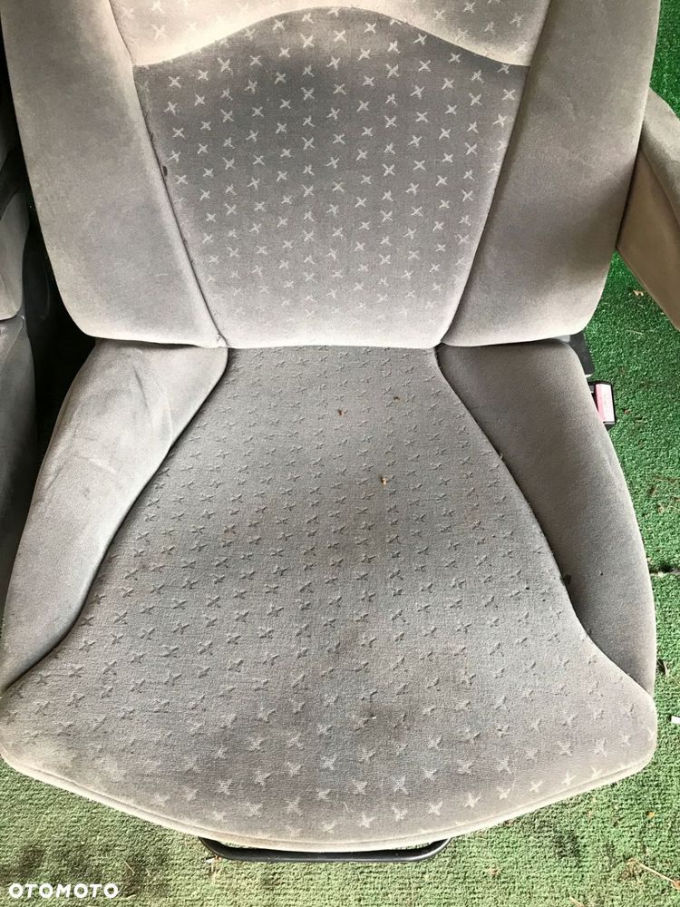 FOTEL OBROTNICA KAMPER MANUALNE 807 C8 ULYSSE WWA - 3