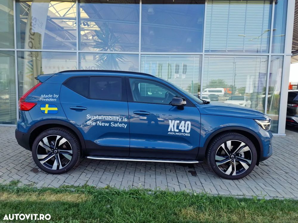 Volvo XC 40 B4 AT FWD MHEV Ultimate Dark - 4