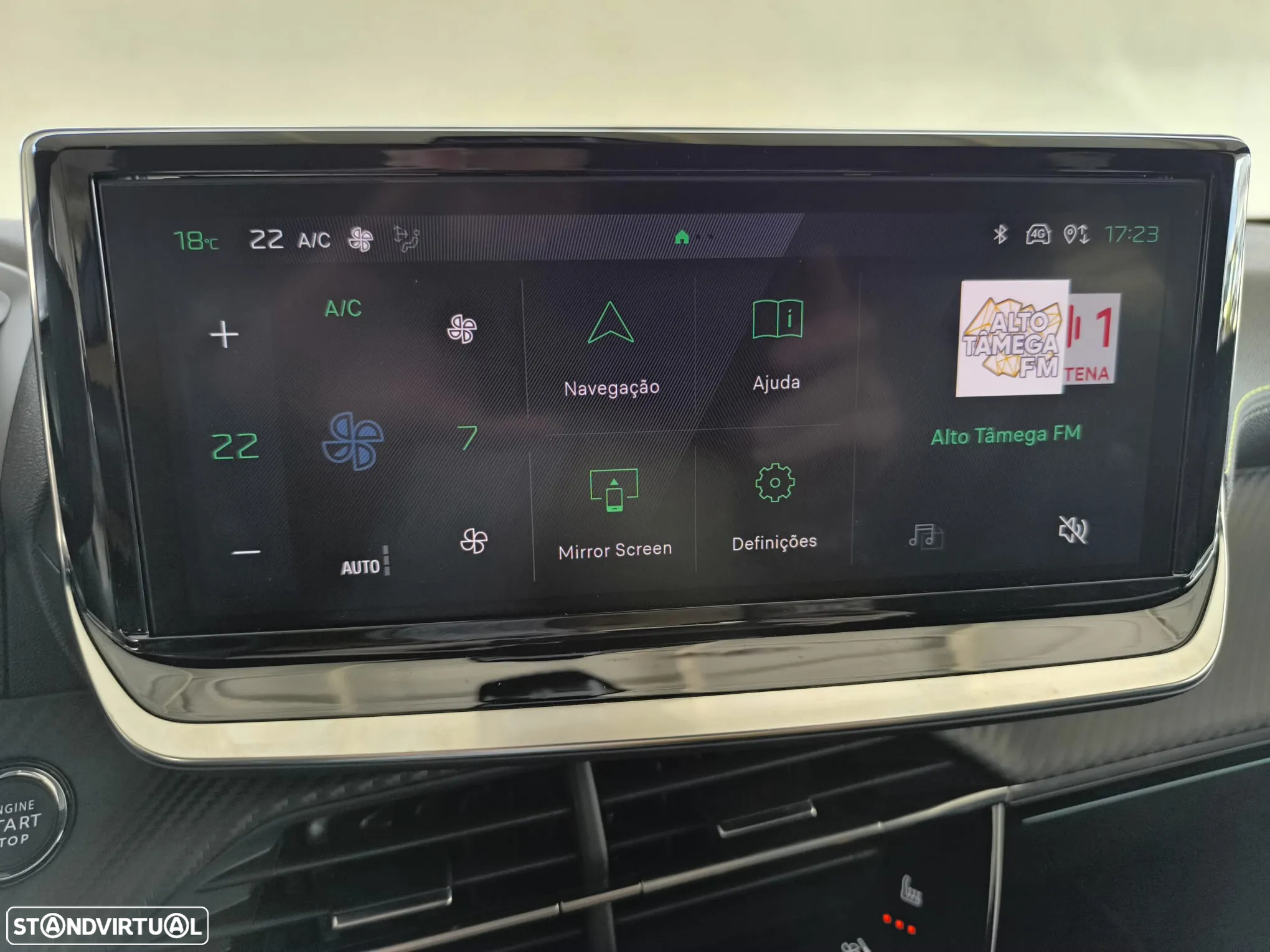Peugeot 2008 1.2 PureTech GT EAT8 - 14