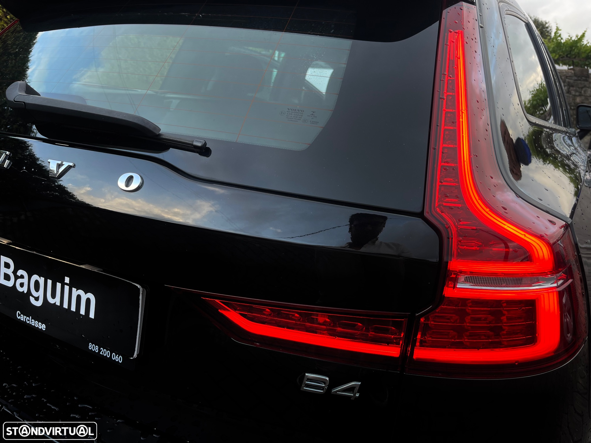 Volvo V60 2.0 B4 Momentum Geartronic - 41
