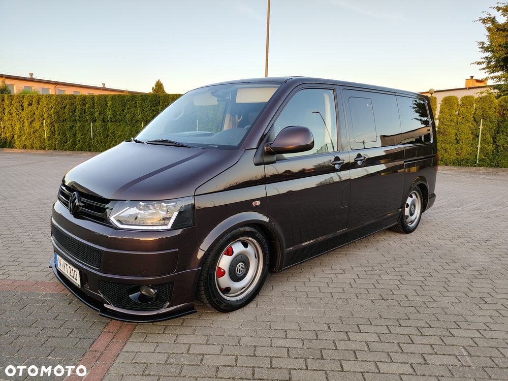 Volkswagen Multivan - 20